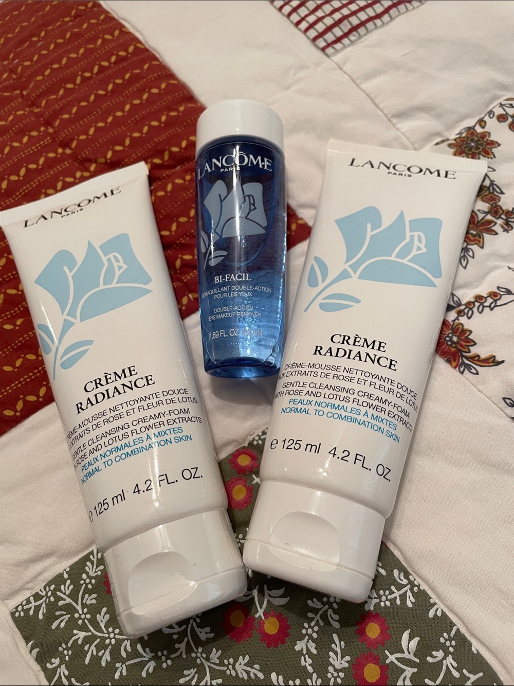 Lancôme set of 3 beauty products plus new makeup bag